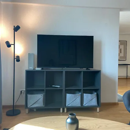 Lejlighed Modern 3bdr Duplex With Skyroof In Trendy West *