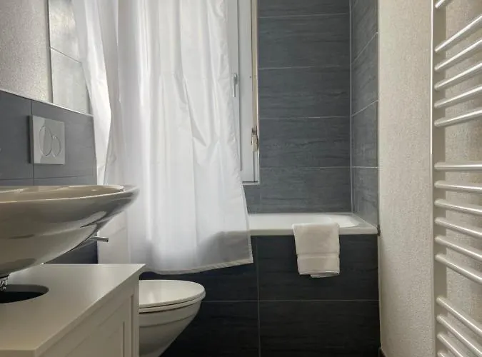 公寓 Modern 3bdr Duplex With Skyroof In Trendy West