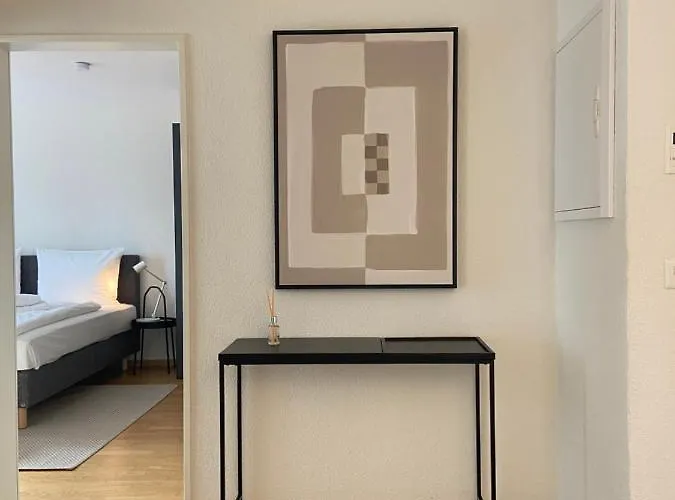 Modern 3bdr Duplex With Skyroof In Trendy West