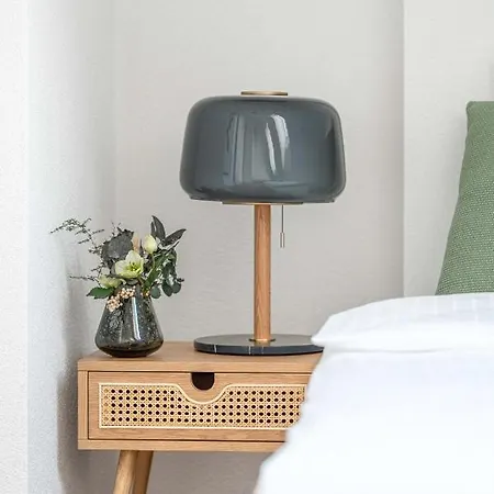 Modern 3bdr Duplex With Skyroof In Trendy West Апартаменты