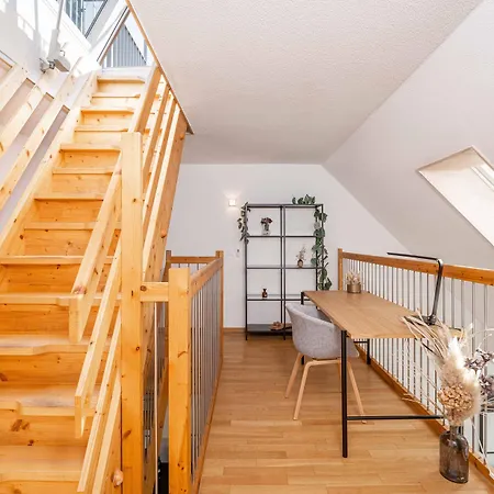 Modern 3bdr Duplex With Skyroof In Trendy West Апартаменты *