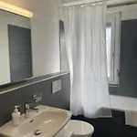 Modern 3bdr Duplex With Skyroof In Trendy West