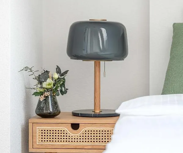 Modern 3bdr Duplex With Skyroof In Trendy West アパート